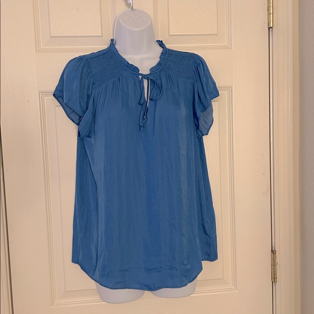 Women's Blue Tie-Neck Short Sleeve Blouse